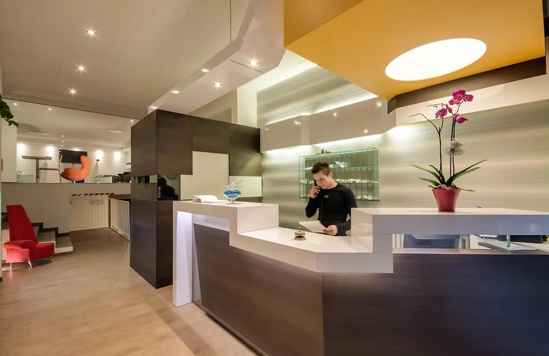 Genius Hotel Downtown-1